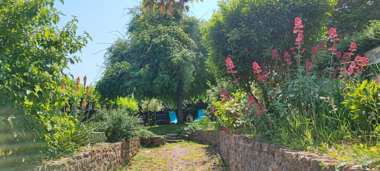 Bed and Breakfast L'Abrigit Curcy-sur-Orne Exterior foto